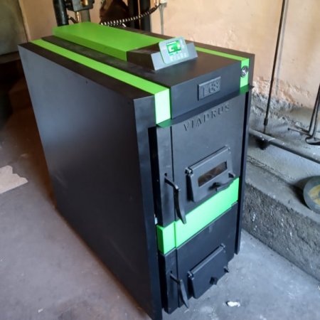 Dodáváme a instalujeme kvalitní systémy pro topení na tuhá paliva. Elektro - topení - Hladík.