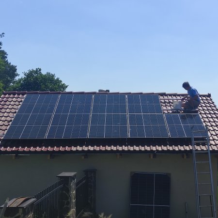 Fotovoltaické elektrárny - Elektro Topení Hladík